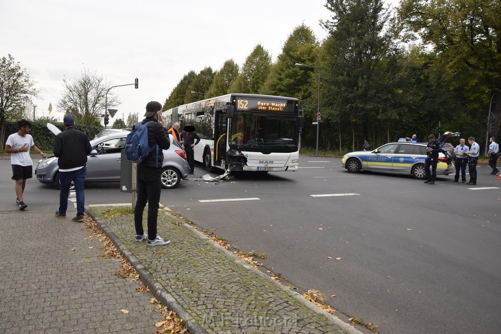 VU Bus Pkw Koeln Porz Gremberghoven Steinstr Konrad Adenauerstr P09.JPG - Miklos Laubert